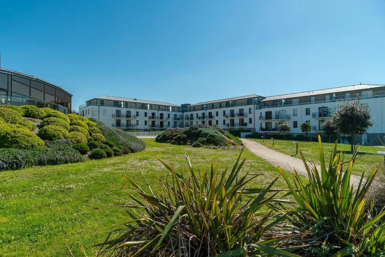 Chez Elisa - Dans Une Residence 4 Etoiles A Concarneau 0*,  France